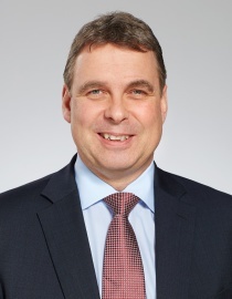 Matthias Reitzenstein (50) ist seit 1. Januar 2016 neuer Verkaufsleiter von Zehnder Comfosystems und übernimmt in dieser Funktion die Verantwortung für die Märkte Deutschland, Österreich und Luxemburg. 