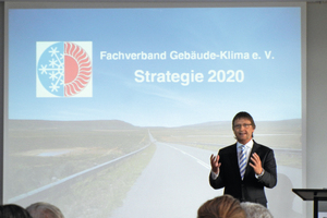  Geschäftsführer Günther Mertz stellte im Rahmen der Mitgliederversammlung des FGK mit viel Herzblut die „Strategie 2020“ vor  
